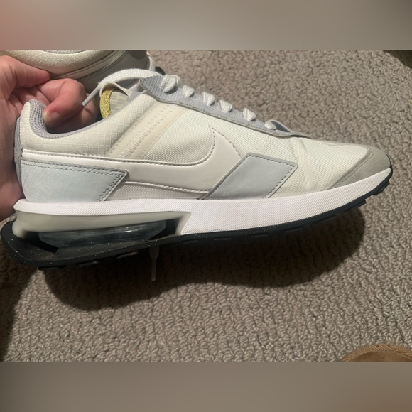 Nike Air Max Pre-Day, Unisex Sneakers, Size 6.5, Summit White - Picture 11 of 12